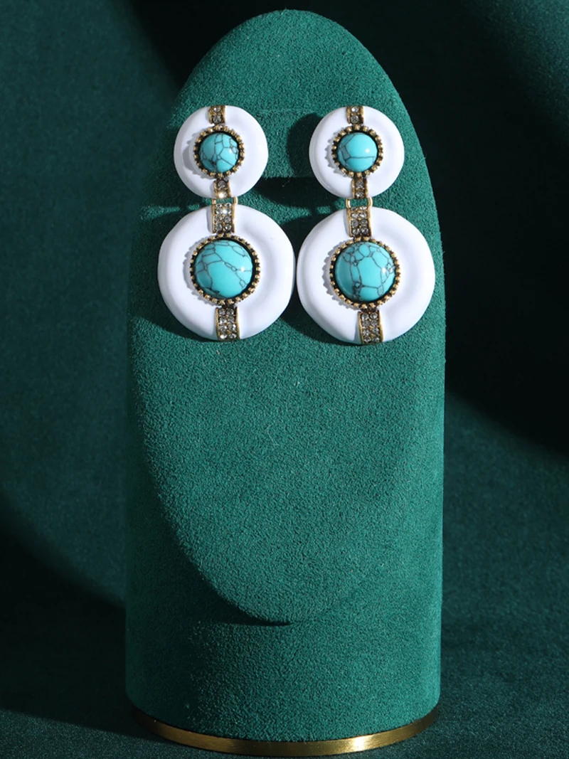Vintage White Turquoise Earring Round Drop Rhinestone Antique Gold Color High Quality Woman Luxury Designer Jewelry Accessories