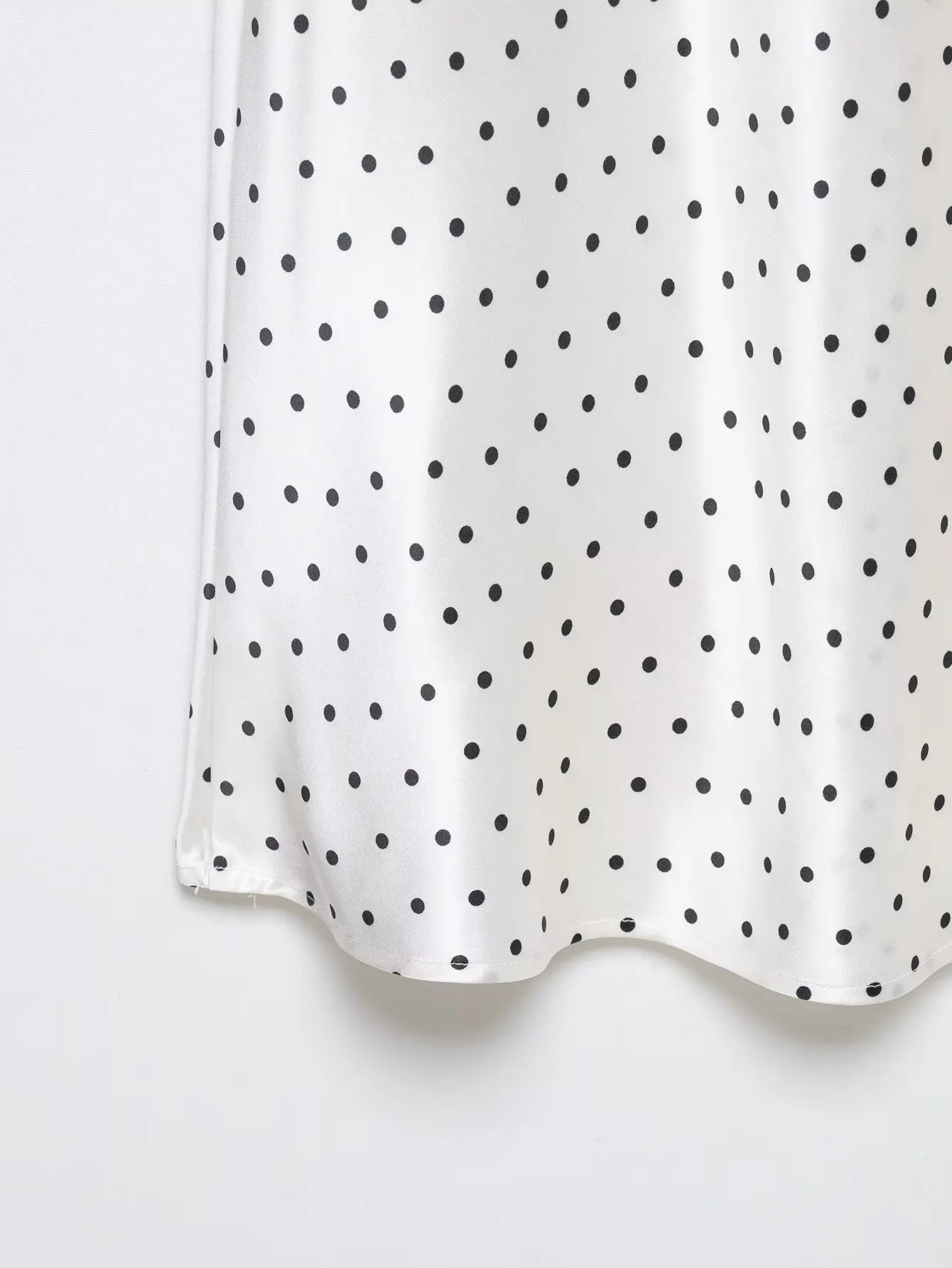HH Women Elegant Polka Dot Satin Midi Skirt High Waist Silky Long Skirt Casual Daily Office Wear Retro Summer Streetwear