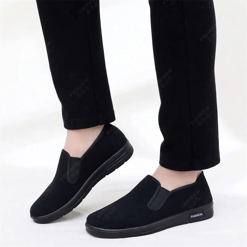 2026 New Fabric Shoes for Men's Work, Spring Travel, Breathable Flat Bottom, Non Slip Soft Soled Men's Shoes