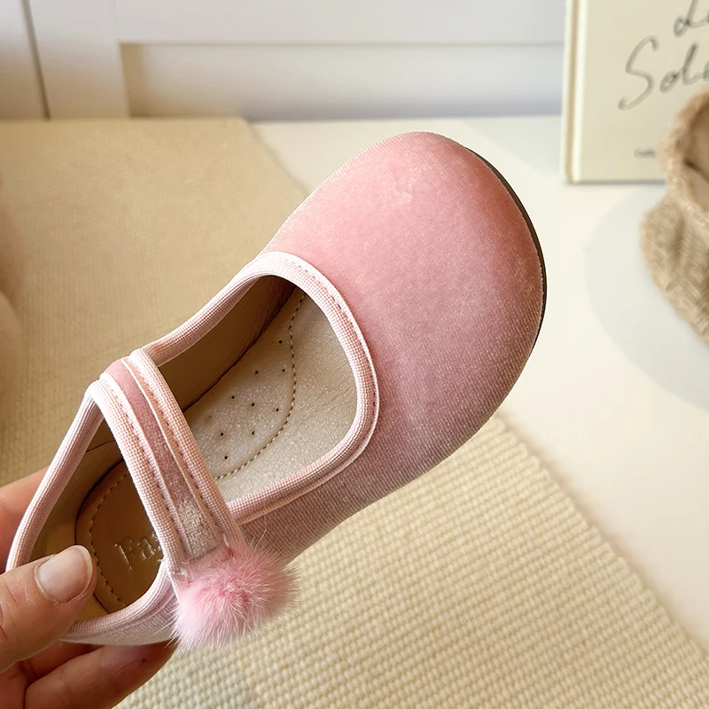 Spring Big Girls Velvet Mary Jane Shoes With Pom Pom Kids Flats Princess Dress Shoes for Party Wedding Children Flats 23-35