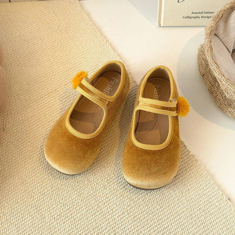 Spring Big Girls Velvet Mary Jane Shoes With Pom Pom Kids Flats Princess Dress Shoes for Party Wedding Children Flats 23-35