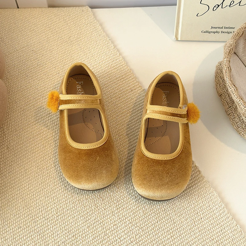 Spring Big Girls Velvet Mary Jane Shoes With Pom Pom Kids Flats Princess Dress Shoes for Party Wedding Children Flats 23-35