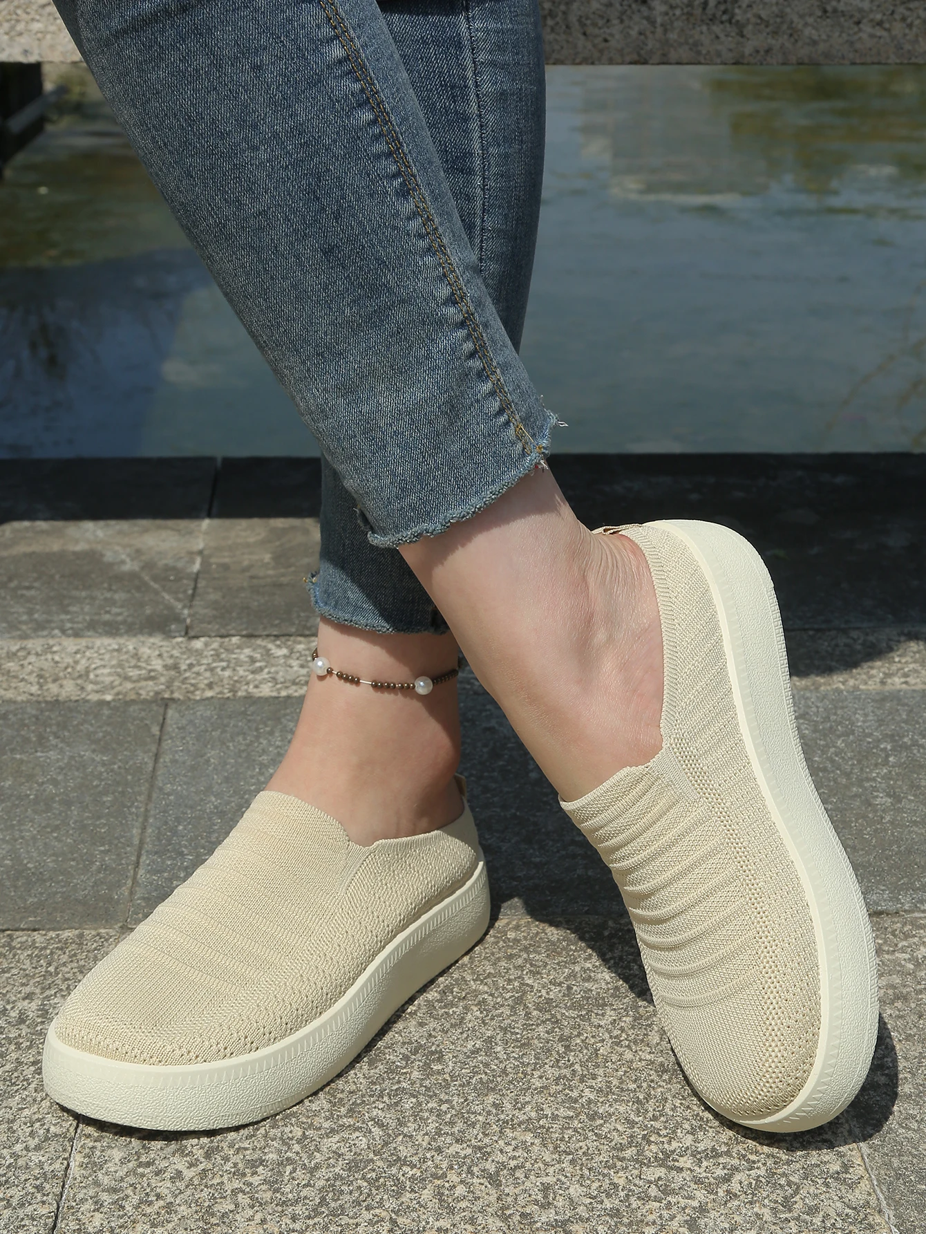 New Ladies Slippers Outdoor Thick Bottom Home Shoes Knitted Breathable Slip-On Footwear Free Shipping