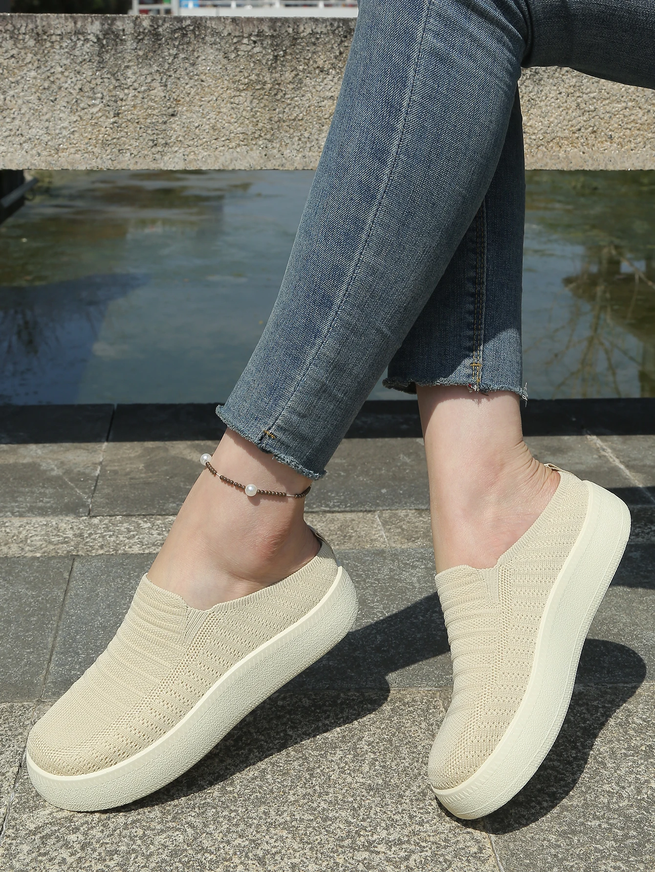 New Ladies Slippers Outdoor Thick Bottom Home Shoes Knitted Breathable Slip-On Footwear Free Shipping