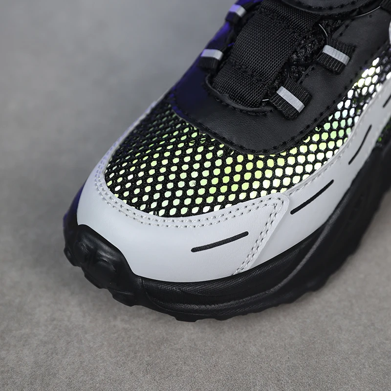 Fashion Mesh Kids Running Shoes Youngsters Teens Casual Walking Students Sneakers Breathable Soft Children Outdoor Sports Tennis