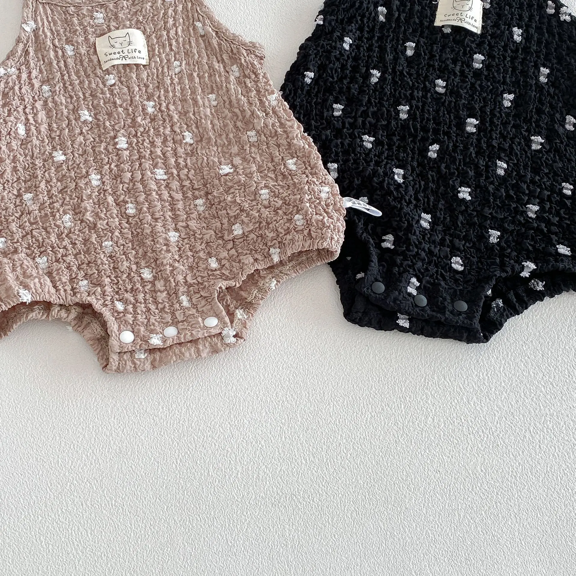 3-24M Summer Cute Baby Cami Bodysuit Cotton Spotted Fabric Sleeveless One Piece Clothes for Girls Black Infant Romper
