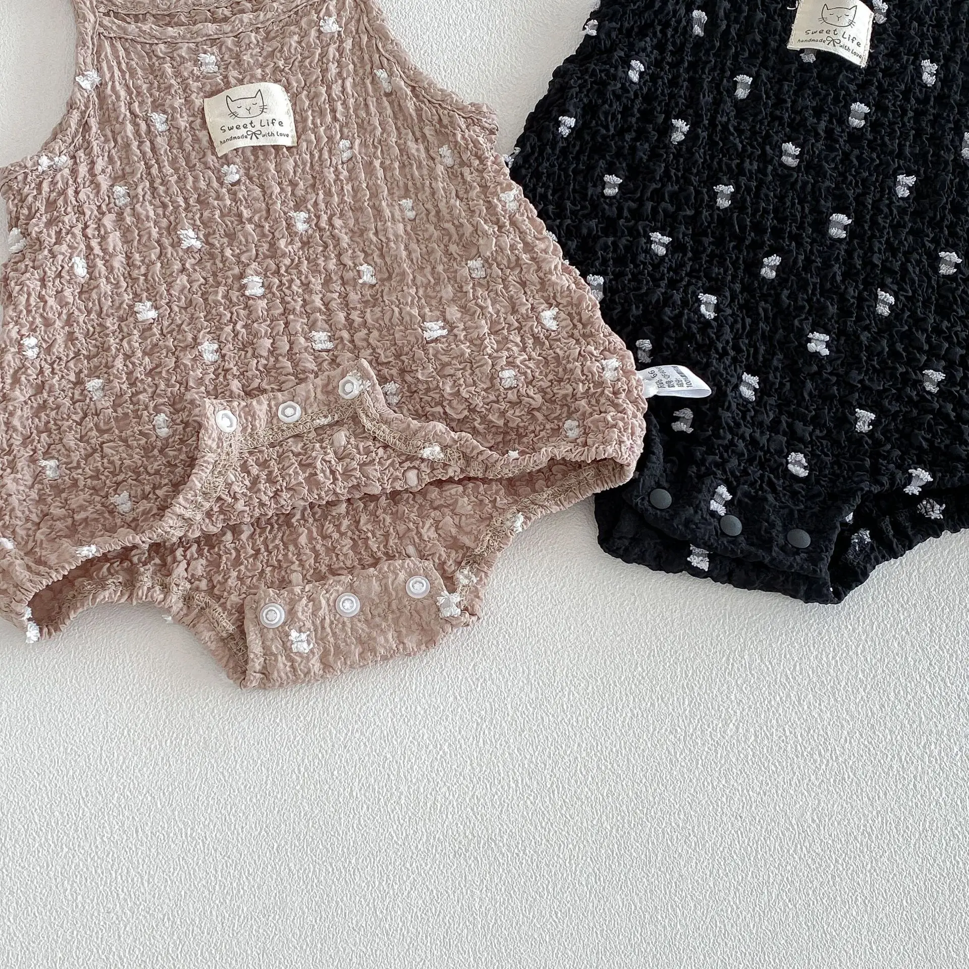 3-24M Summer Cute Baby Cami Bodysuit Cotton Spotted Fabric Sleeveless One Piece Clothes for Girls Black Infant Romper