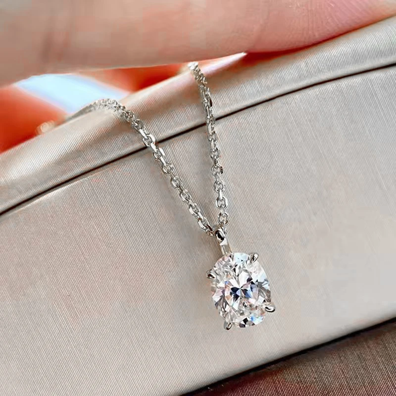 Rrjzz Oval Cut 7x9mm D Color Moissanite Necklace for Women 2CT Solitaire Lab Imitation Diamond Charm Necklaces Jewelry Gifts
