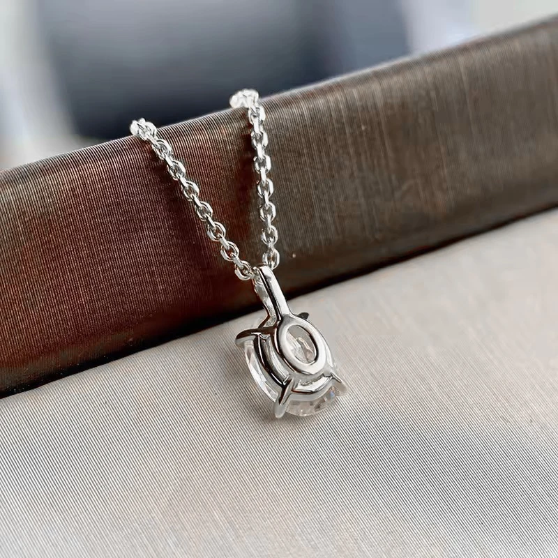 Rrjzz Oval Cut 7x9mm D Color Moissanite Necklace for Women 2CT Solitaire Lab Imitation Diamond Charm Necklaces Jewelry Gifts