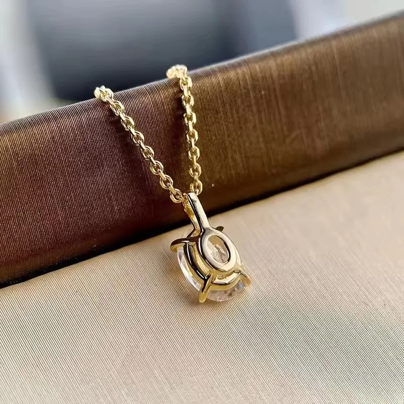 Rrjzz Oval Cut 7x9mm D Color Moissanite Necklace for Women 2CT Solitaire Lab Imitation Diamond Charm Necklaces Jewelry Gifts