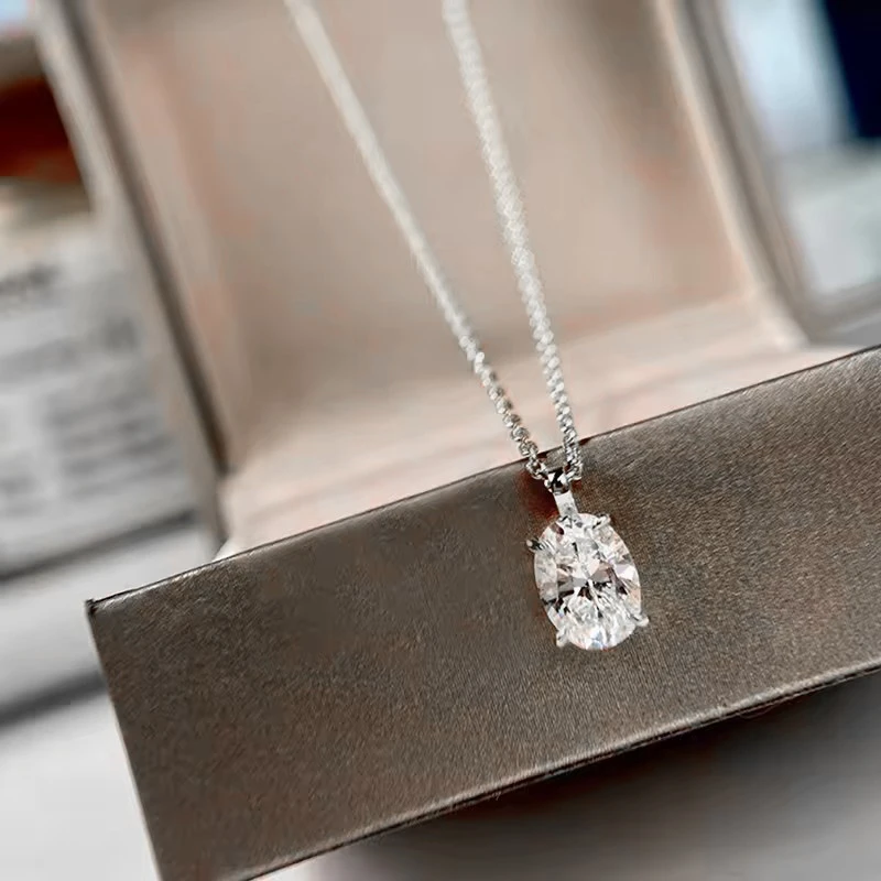 Rrjzz Oval Cut 7x9mm D Color Moissanite Necklace for Women 2CT Solitaire Lab Imitation Diamond Charm Necklaces Jewelry Gifts