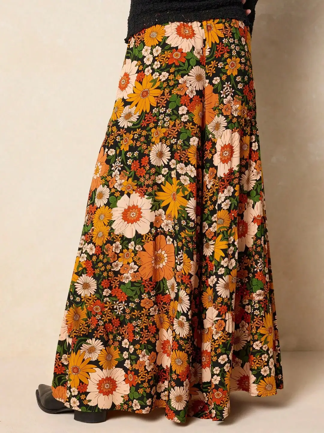 Plus-Size Women's Floral Print Loose Wide-Leg Pants, Elegant with Pockets, Suitable for Vacation and Countryside Style, Everyday Casual Wear, Romantic Pants That Can Be Worn in All Seasons
