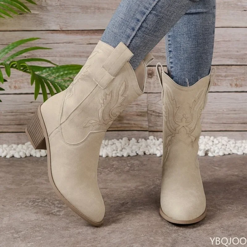 Elegant comfortable women's shoes autumn winter embroidered thick heel women's boots retro minimalist midsole pointed boots