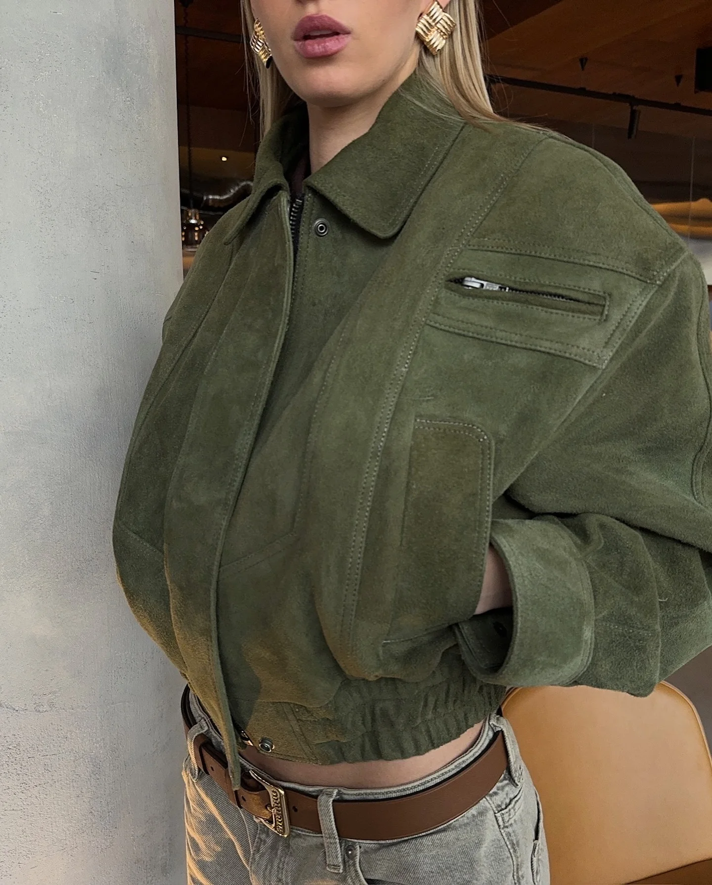 Women's Camel Suede Cropped Jacket Vintage Lapel Collar Long Sleeve Zipper Up Bomber Jackets 2026 Lady Casual Streetwear