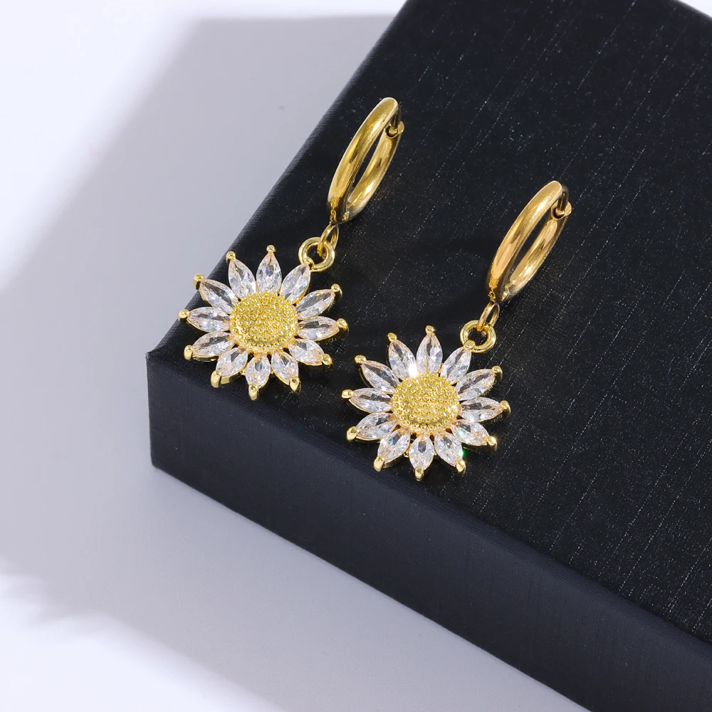Sweet Sexy Zircon Crystal Sunflower Necklace Earrings For Women Luxury 18K Gold Plated Female Stainless Steel Jewelry Set Female