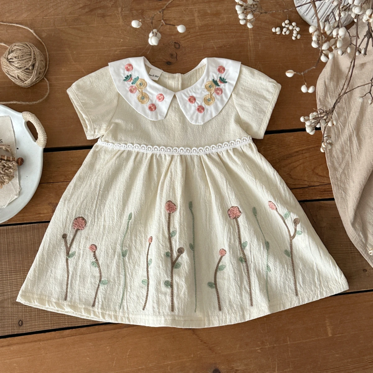 Summer New Girls Infant Floral Embroidery Dress Breathable Baby Princess Dress 0-3 Years Cute Short Sleeve Dress