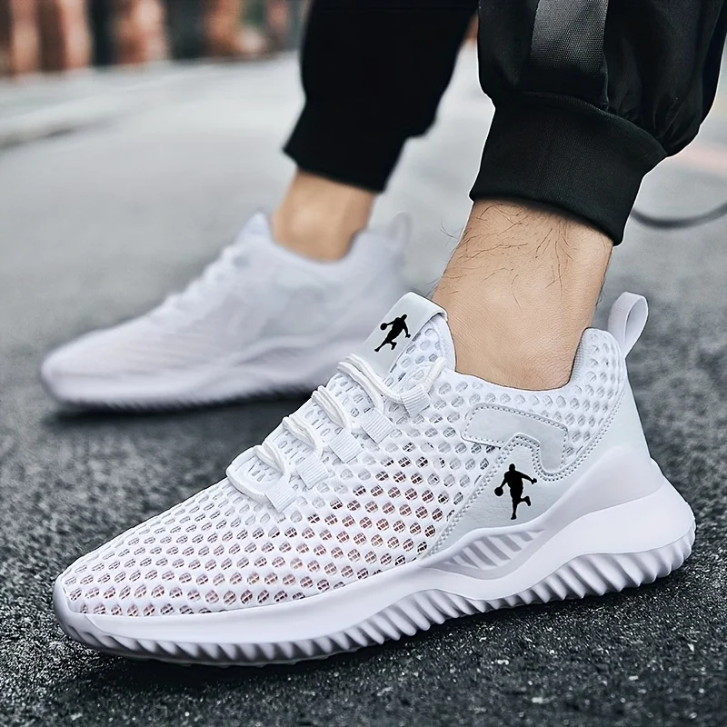 Men Shoes Sneakers Breathable Comfortable Casual Running Shoes Luxury Tenis Sneaker Male Footwear 2026 Summer Men Tennis Shoes
