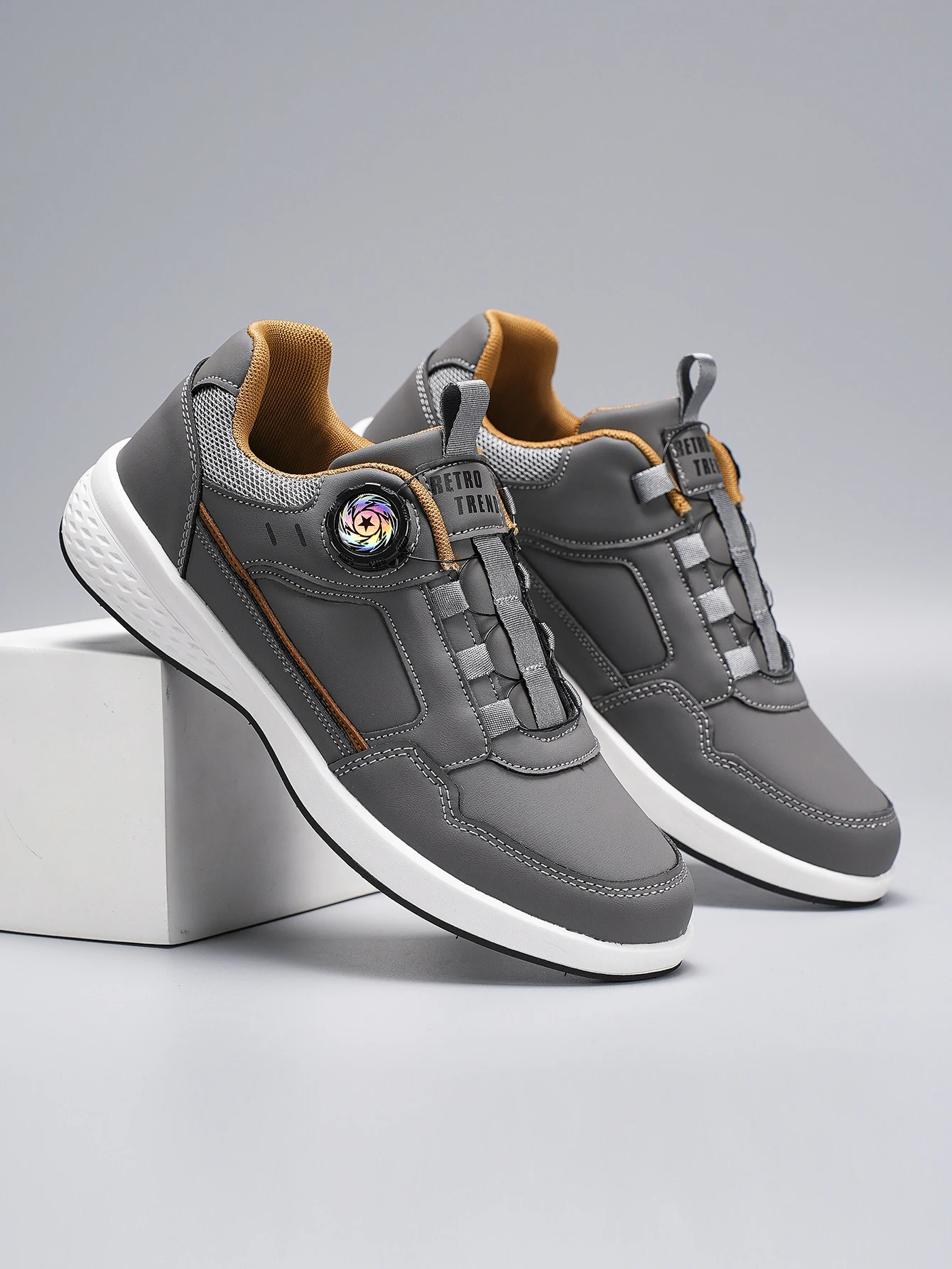 Men's Large Size Outdoor Hiking And Running Shoes Comfortable Casual Versatile Fashionable Sports Shoes for Couples Training