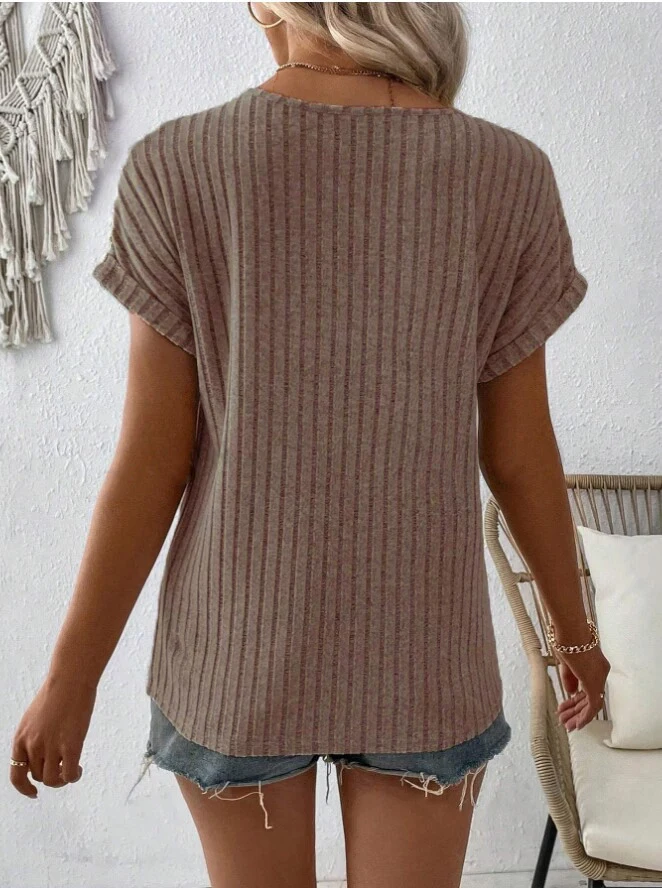Women's Ribbed Knit V-Neck Short Sleeve Henley T-Shirt - Casual Loose Fit Button Down Blouse