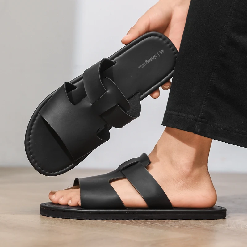 Fashion Men's Slippers Quality Leather Beach Sandals Summer Casual Non-slip Flat Shoes Lightweight Clogs Roman Shoes Flip Flops