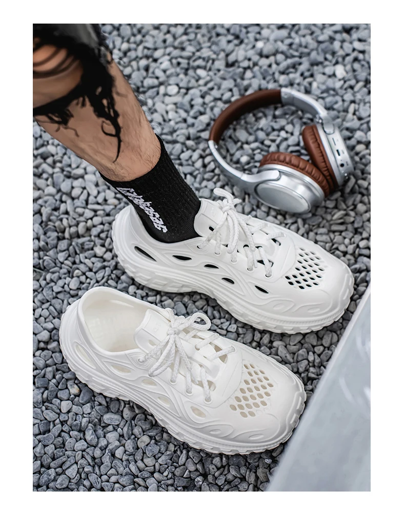 Sandals EVA Baotou Men's 2026 New Summer Fashion LoversSandals Outdoor Thick Bottom Hole Shoes Luxury Beach Men Garden Shoes