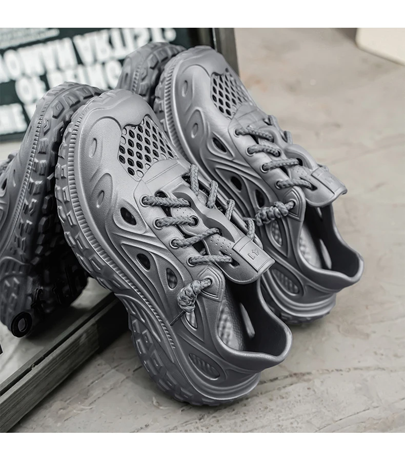 Sandals EVA Baotou Men's 2026 New Summer Fashion LoversSandals Outdoor Thick Bottom Hole Shoes Luxury Beach Men Garden Shoes