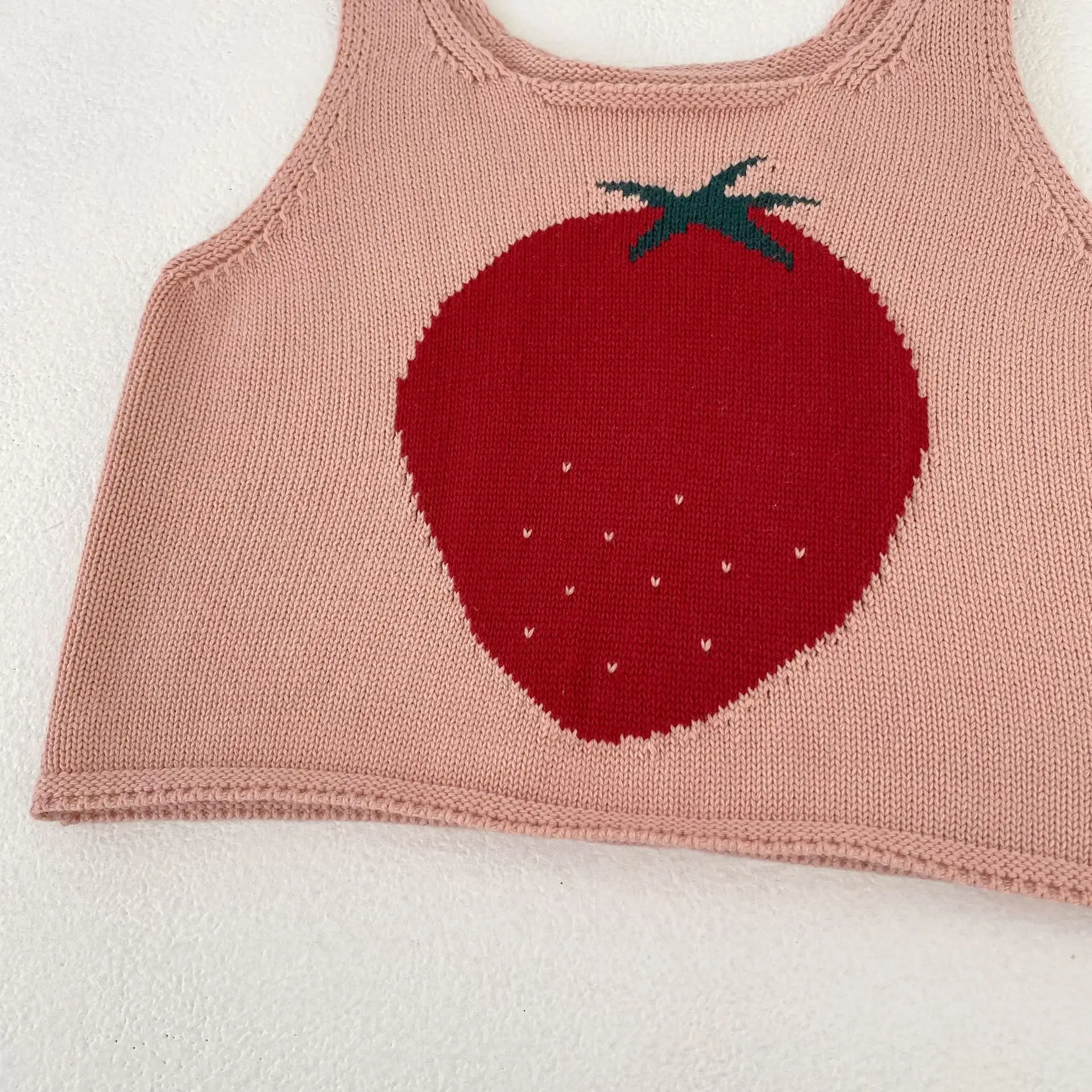 New Hot-Selling Summer Girls' Knit Color-Blocked Pattern Strap Vest for Outdoor Wear in Europe and America