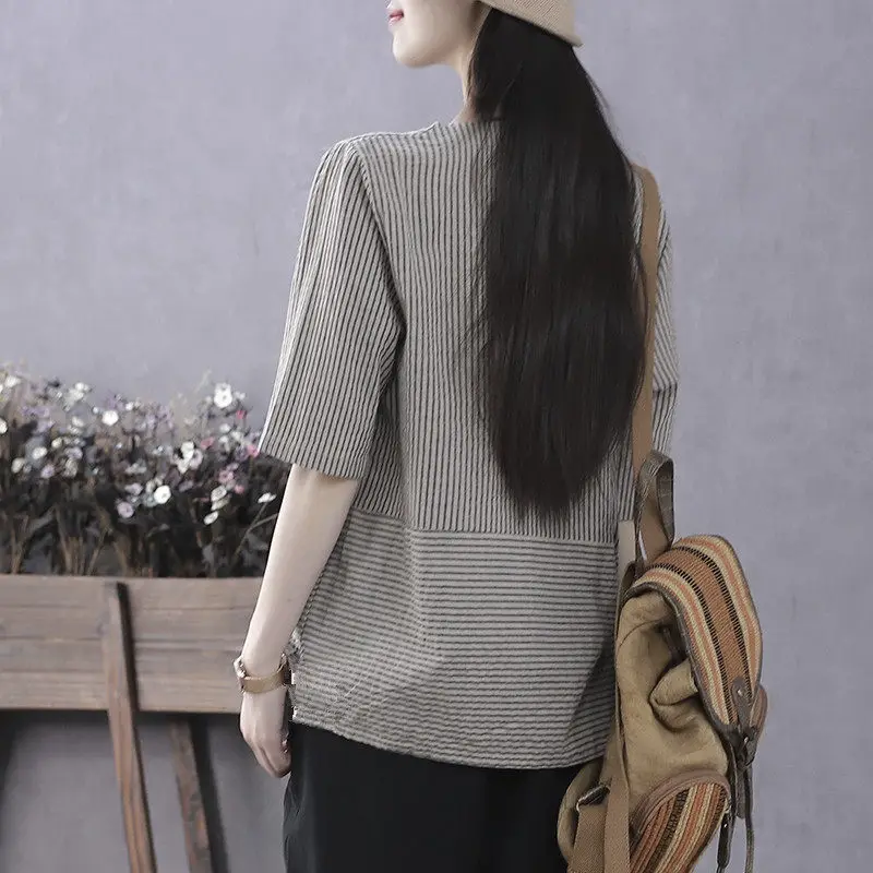 Plus Size Women's Summer Casual Retro T-Shirt Loose Striped Thin Office Lady Fashion New Arrival Trendy Comfortable