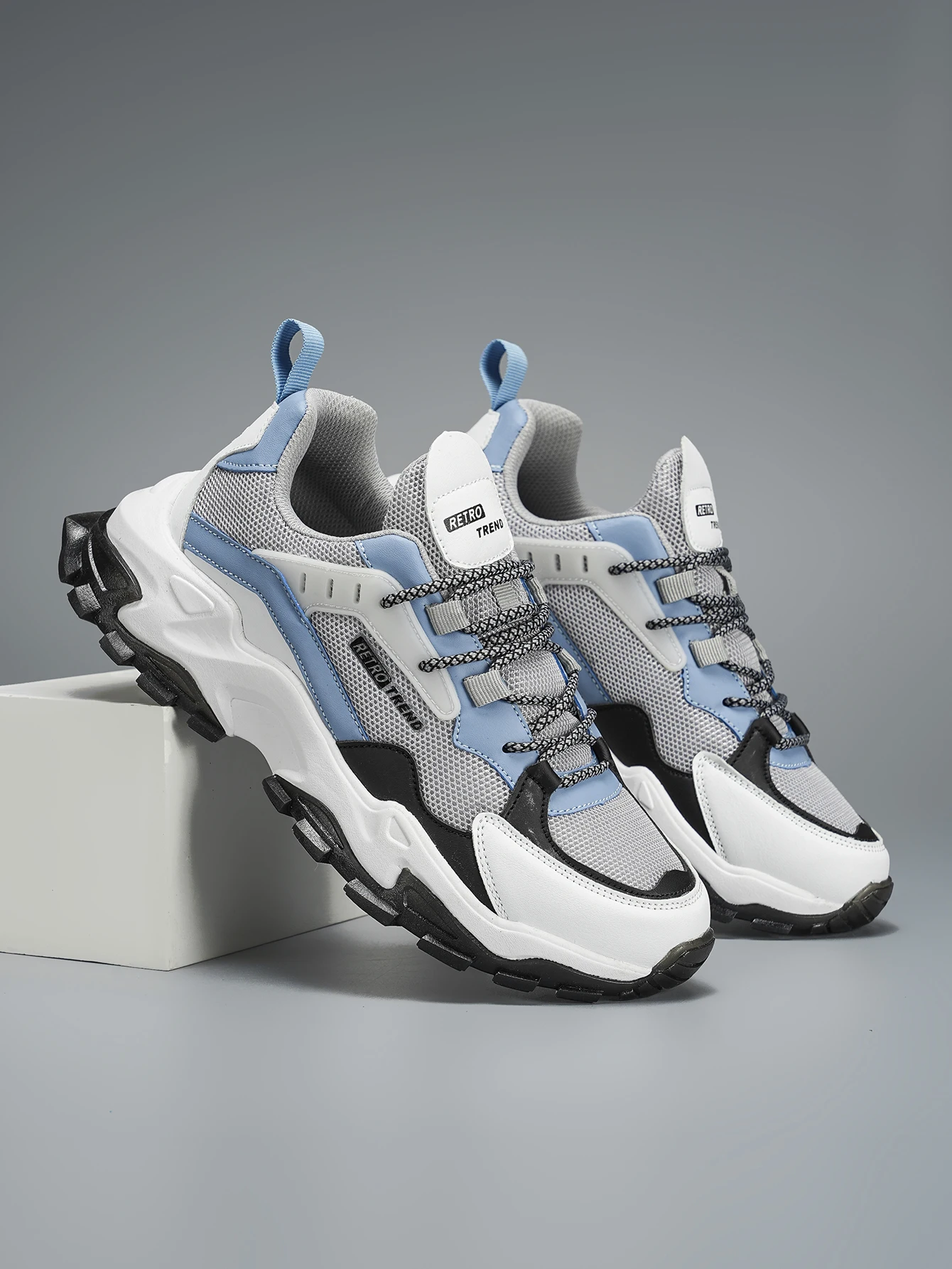 Men's Large Size Outdoor Hiking And Running Shoes Comfortable Casual Versatile Fashionable Sports Shoes for Couples Training