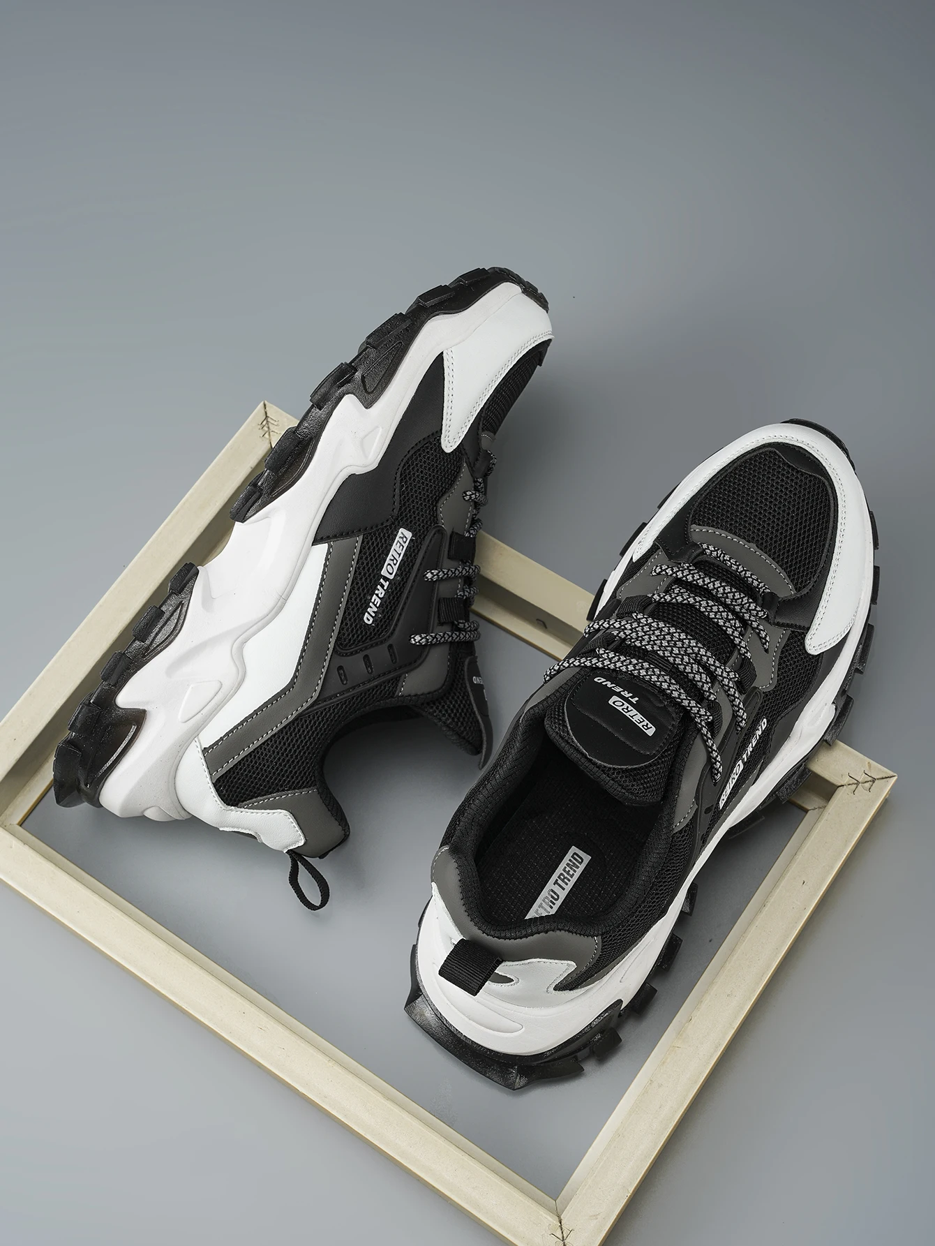 Men's Large Size Outdoor Hiking And Running Shoes Comfortable Casual Versatile Fashionable Sports Shoes for Couples Training