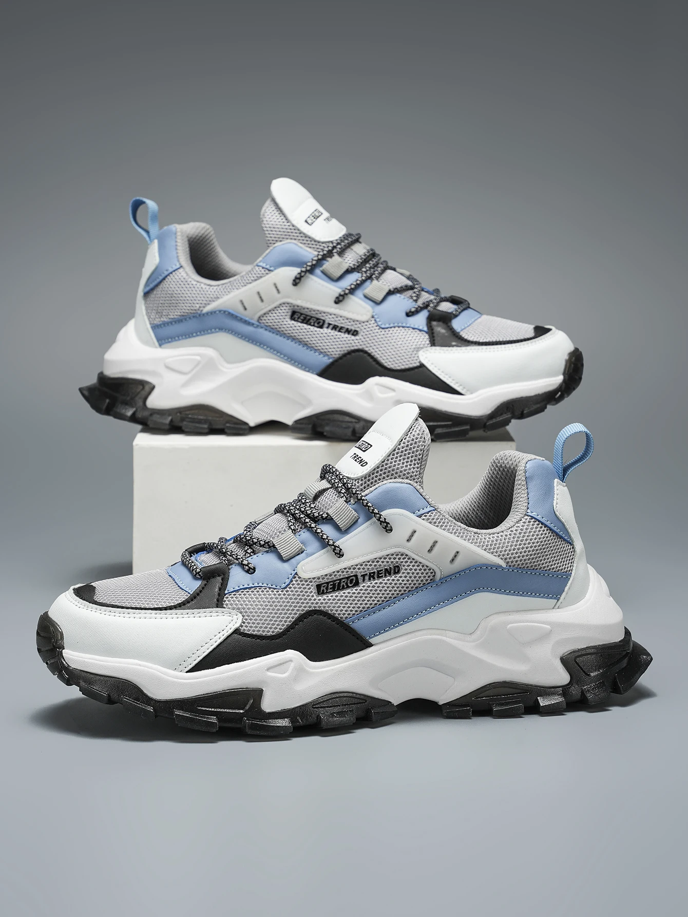 Men's Large Size Outdoor Hiking And Running Shoes Comfortable Casual Versatile Fashionable Sports Shoes for Couples Training