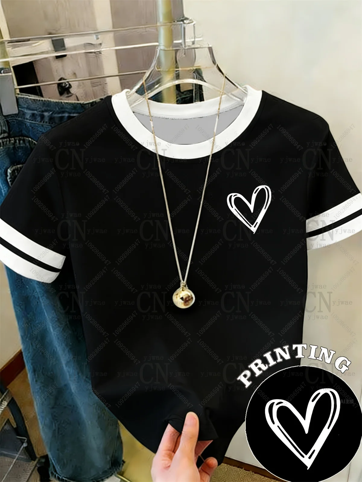 Women'S Y2k 2026 White Contrast Heart Print Vintage Short Sleeved Simple British Style Fashion Streetwear Summer Women'S T-Shirt