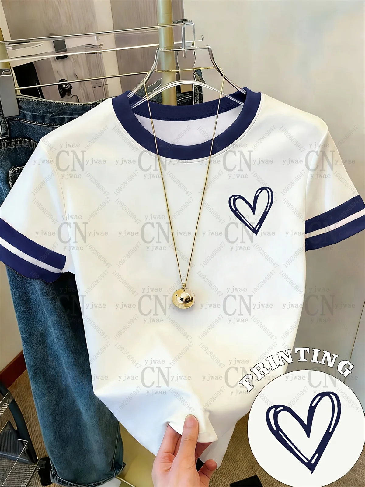 Women'S Y2k 2026 White Contrast Heart Print Vintage Short Sleeved Simple British Style Fashion Streetwear Summer Women'S T-Shirt