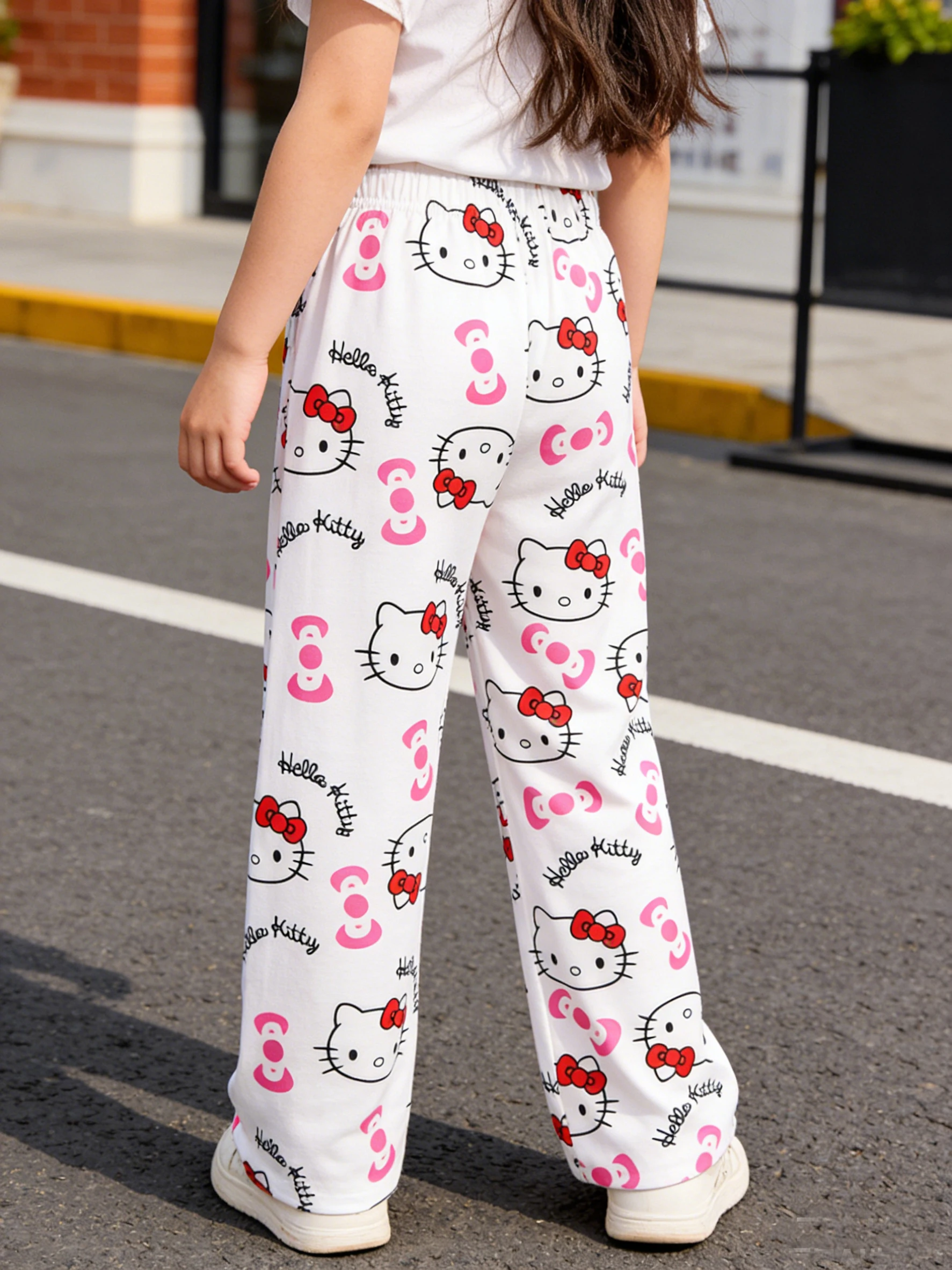 Sanrio Girls' Long Pants Spring and Autumn Hello Kitty Girls' Outdoor Fashion Casual Wide Leg Pants, Suitable for Home Wearing