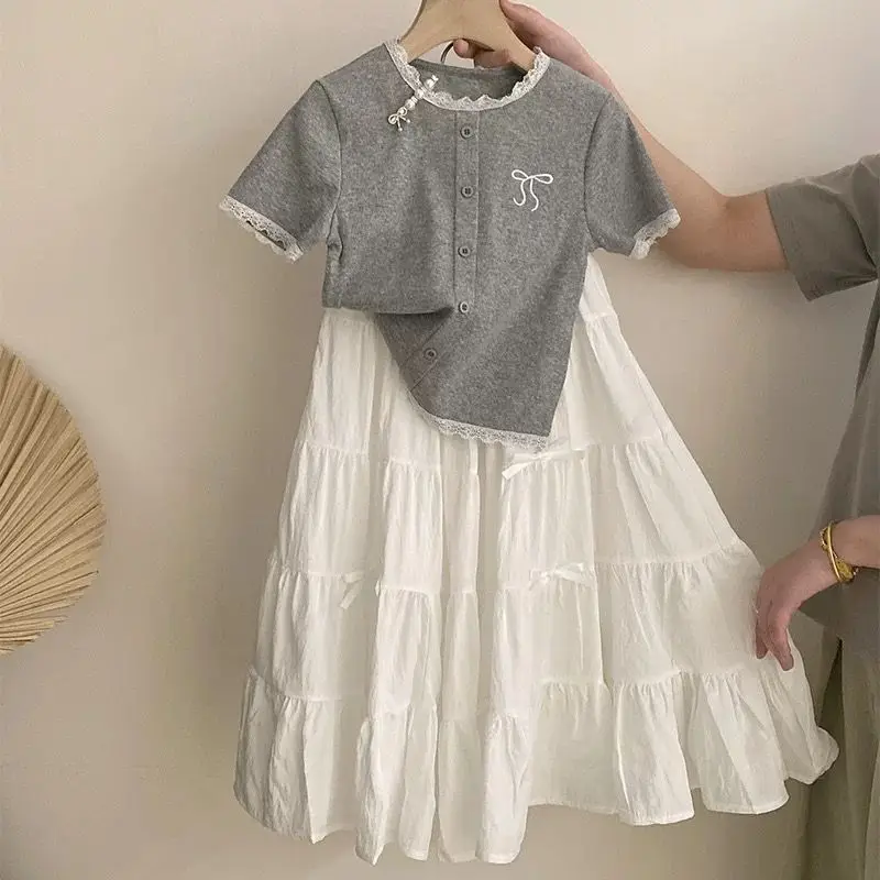 Two Piece Set Girls' Short Sleeved Skirt Summer New Fashion Lace T-shirt Cake Skirt Kids Beautiful Suit