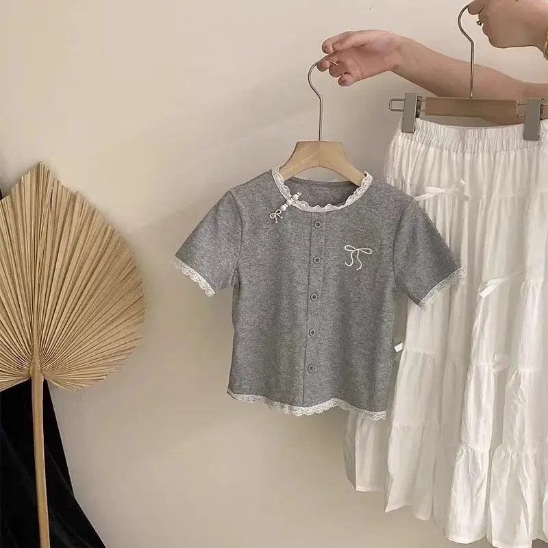 Two Piece Set Girls' Short Sleeved Skirt Summer New Fashion Lace T-shirt Cake Skirt Kids Beautiful Suit