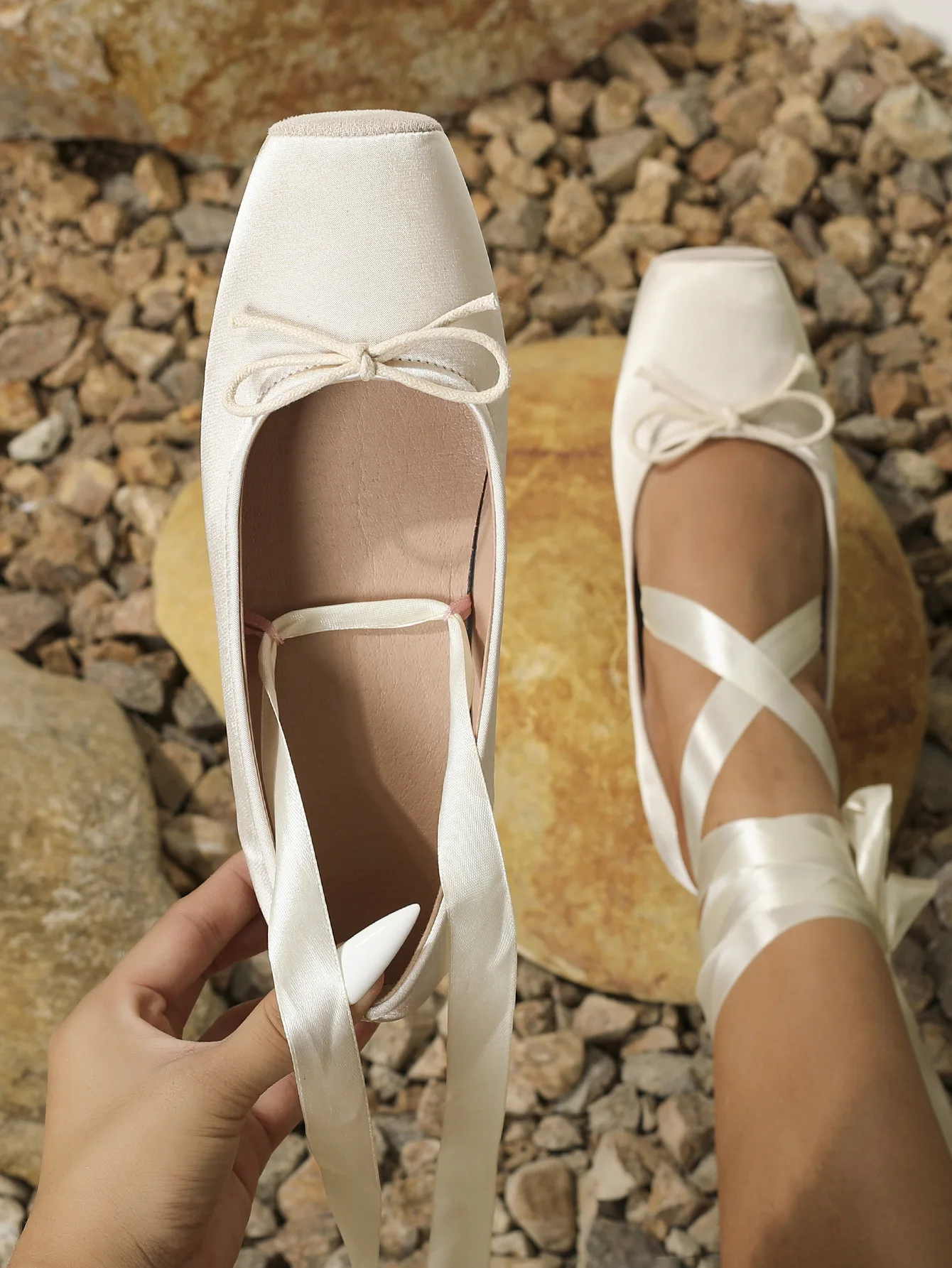 Women's Satin Ballet Flats with Ribbon Tie Square Toe Bow Mary Jane Shoes Elegant Lace-Up Ballerina Flats for Party Daily Wear