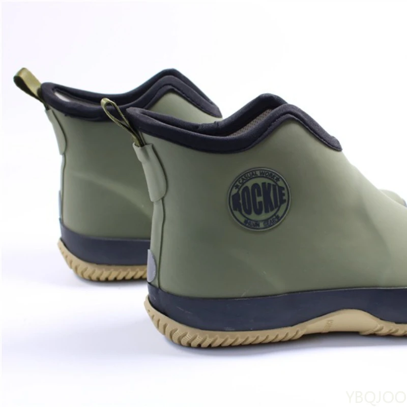 Spring Autumn Fashion Large Outdoor Waterproof and Anti Slip Men Rain Shoes Lightweight Short Tube Fishing Versatile Rain Boots