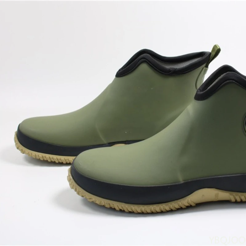 Spring Autumn Fashion Large Outdoor Waterproof and Anti Slip Men Rain Shoes Lightweight Short Tube Fishing Versatile Rain Boots