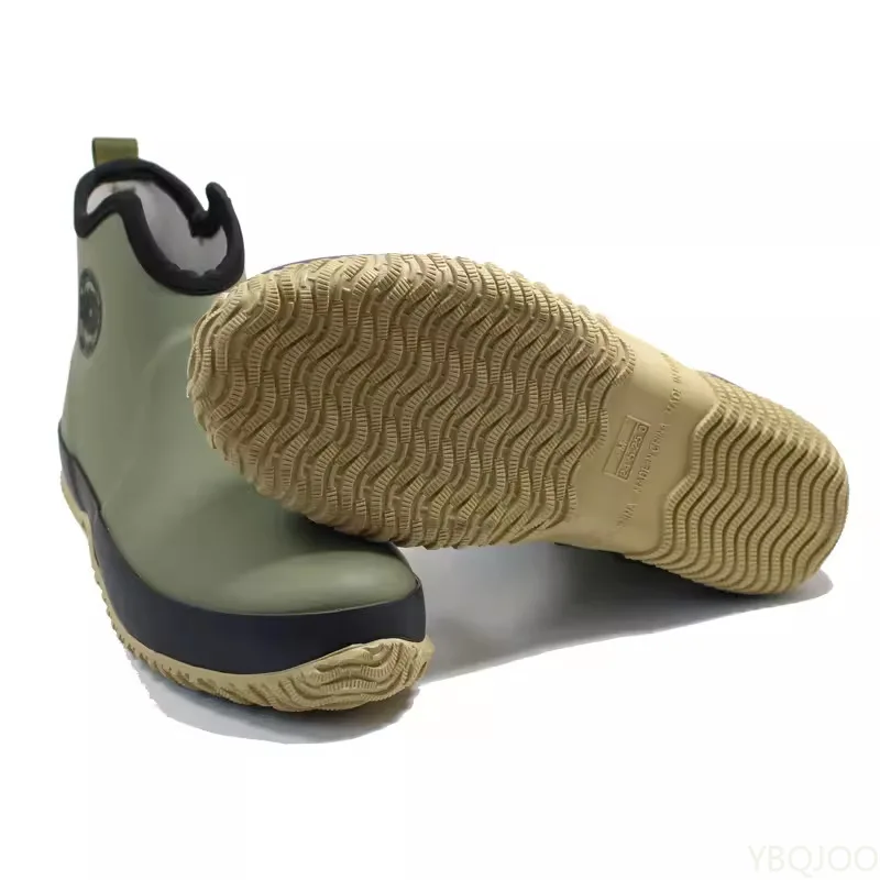 Spring Autumn Fashion Large Outdoor Waterproof and Anti Slip Men Rain Shoes Lightweight Short Tube Fishing Versatile Rain Boots
