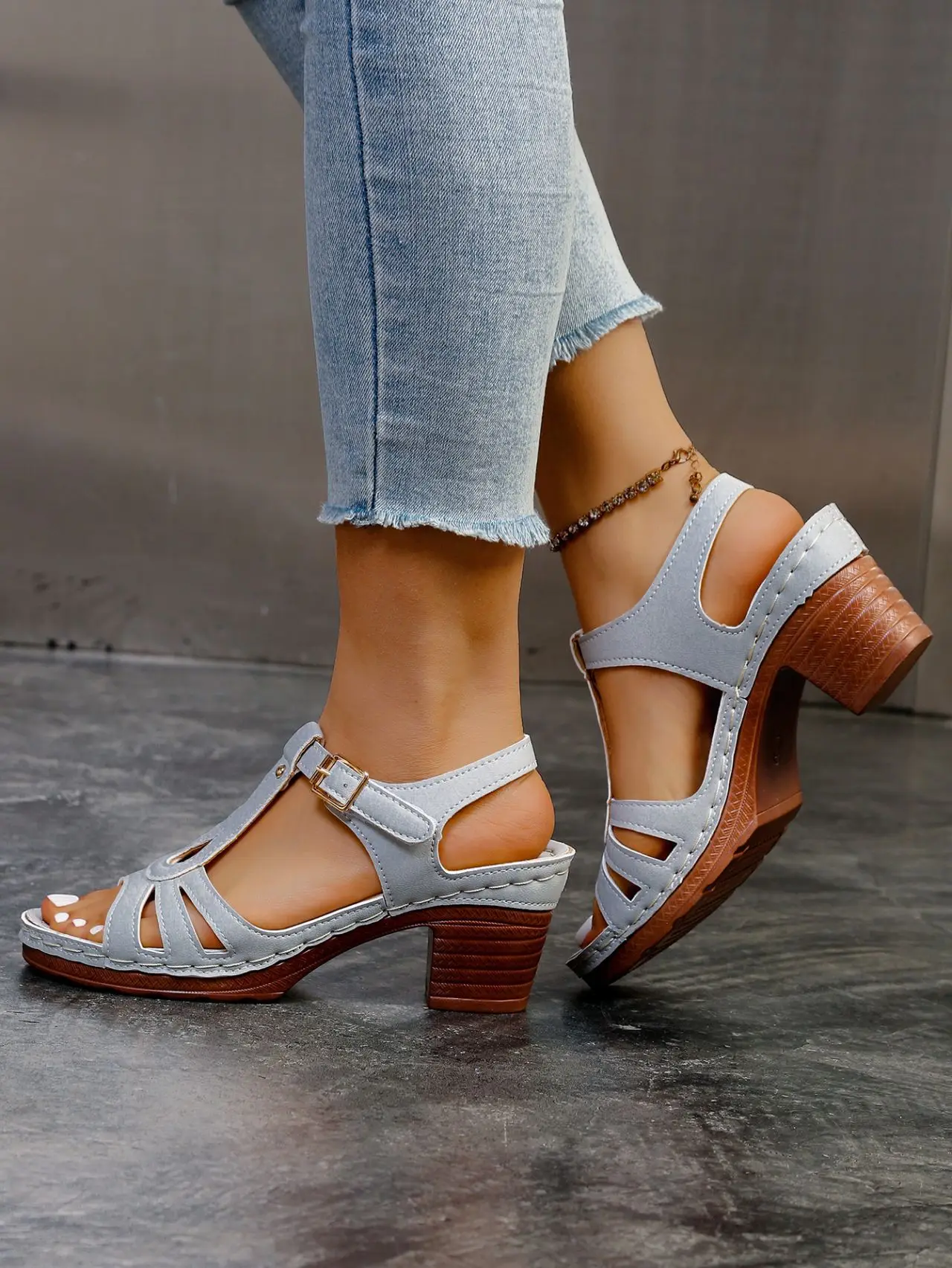 Plus Size 43 Sandals for Women Summer Fashion and Lightweight Peep Toe Hihg Heels Woman Ankle Strap Casual Gladiator Sandals