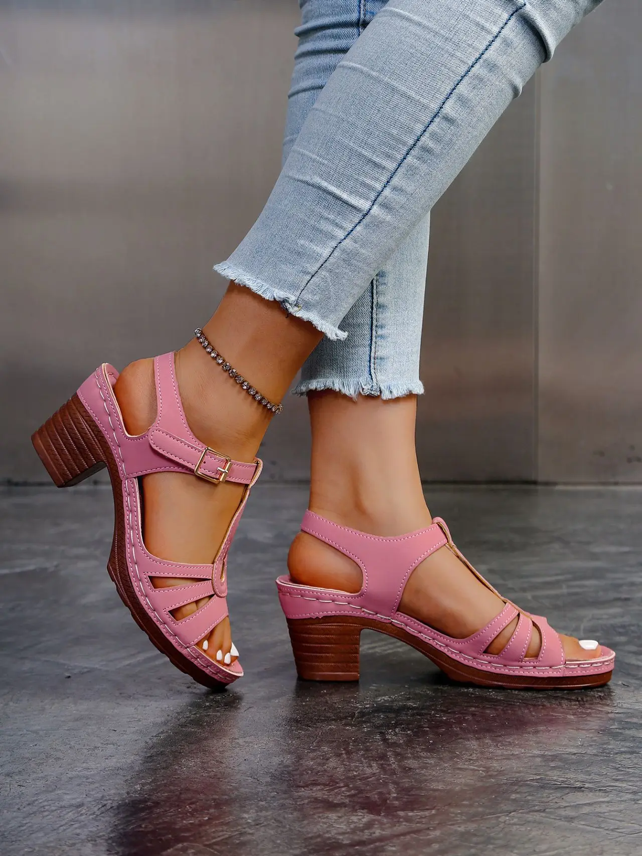 Plus Size 43 Sandals for Women Summer Fashion and Lightweight Peep Toe Hihg Heels Woman Ankle Strap Casual Gladiator Sandals