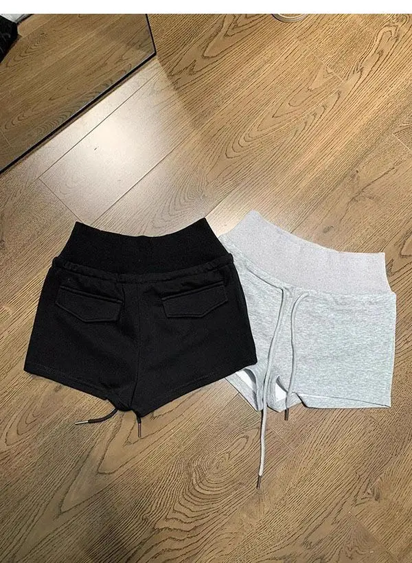 Korean Style Women Mid Waist Shorts Solid Color Mini Summer Casual Cotton Slim Fit Y2K Streetwear Women Shorts Black Shorts