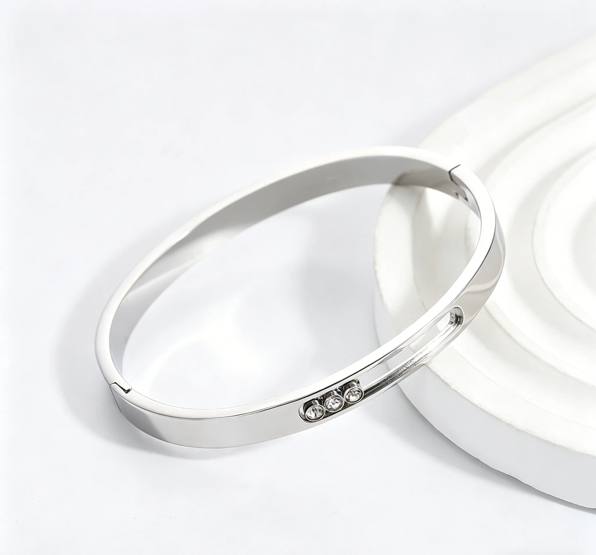Fashionable stainless steel sliding three-slip diamond bracelet for women simple bracelet polished removable diamond