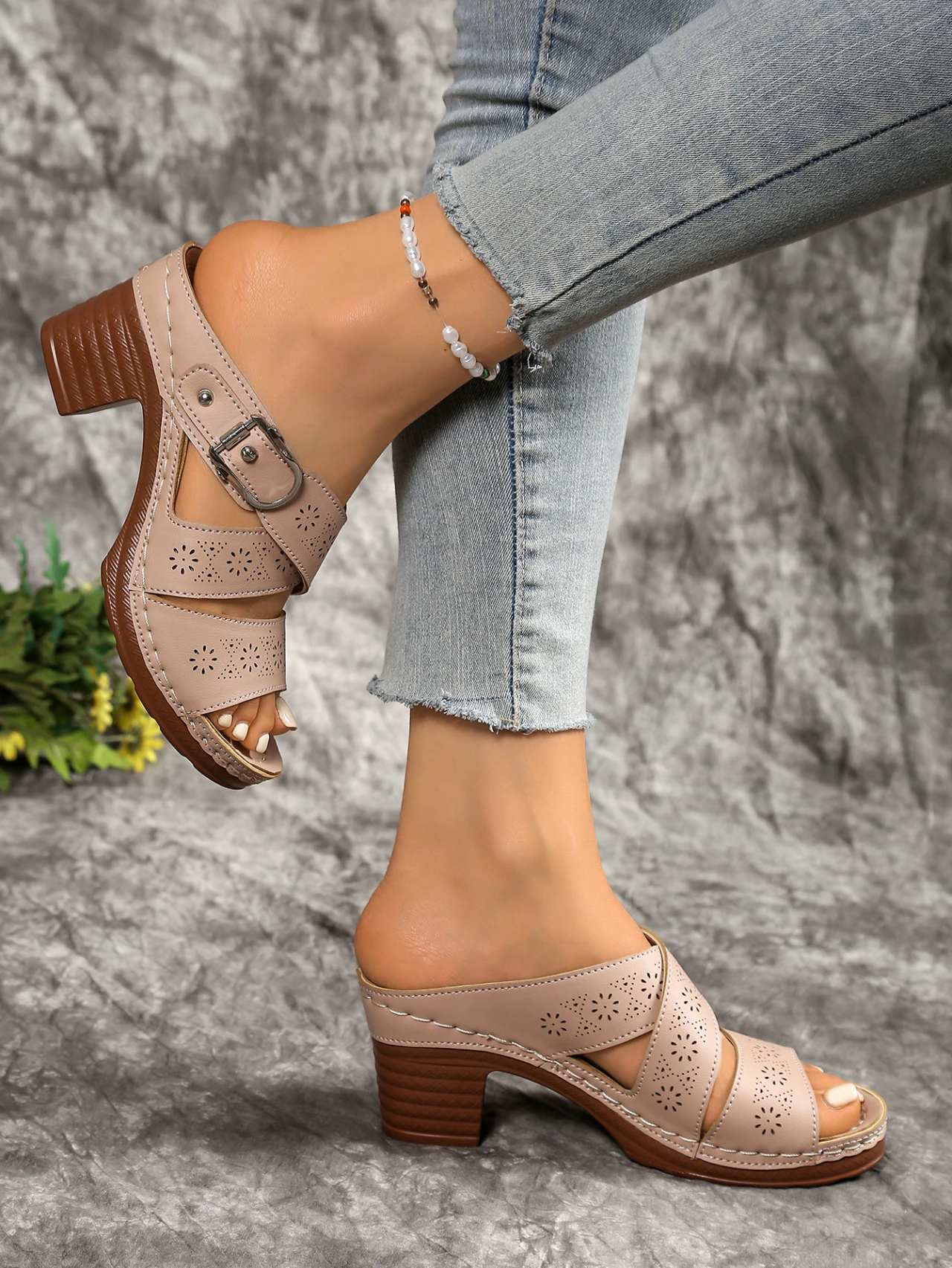 2026 Summer New Sandals for Women Fashionable Comfortable Slip on Outdoor Casual High Heel Slippers Sandalias De Mujer Big Size