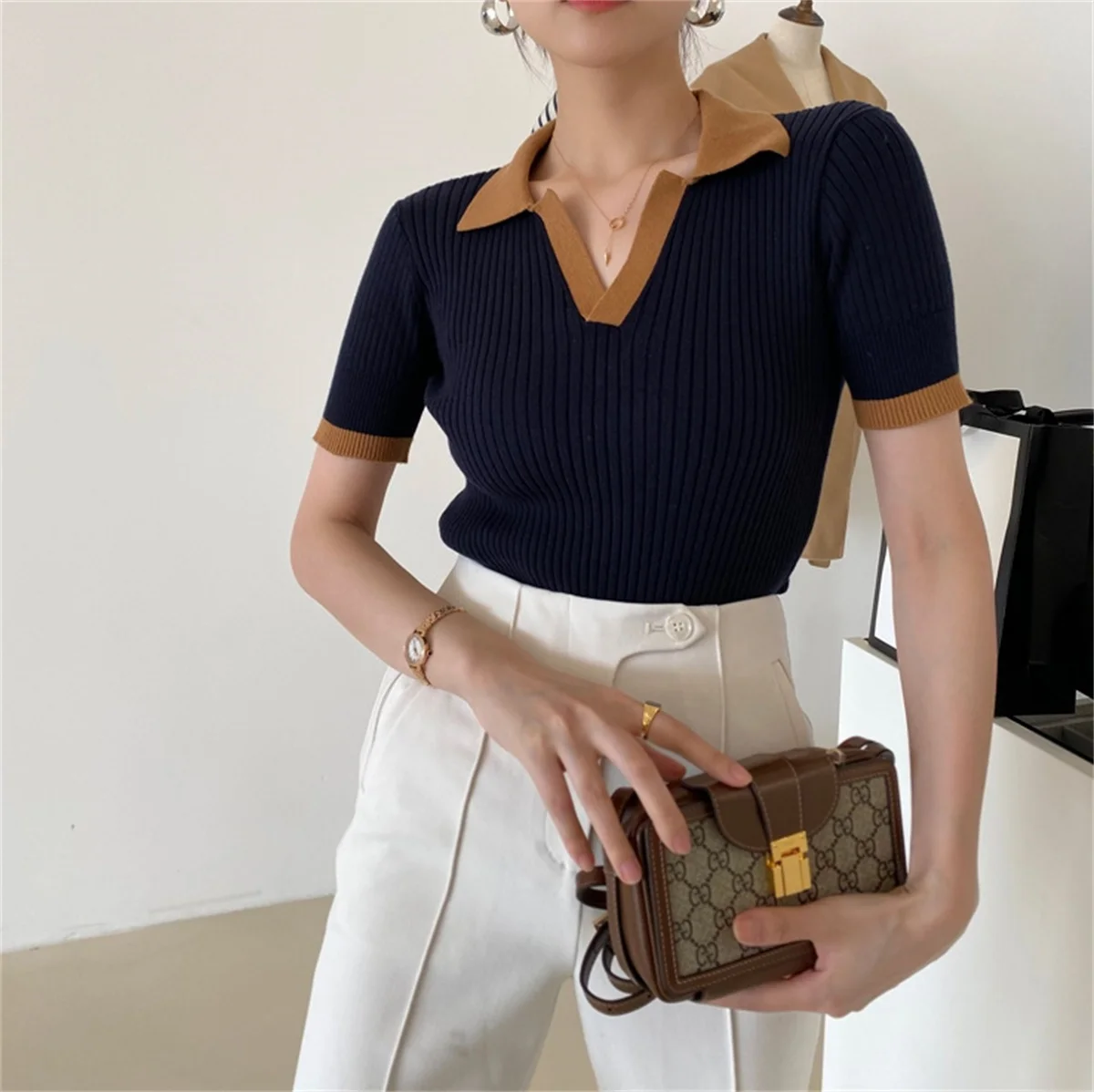 Short Sleeve Polo Neck Knitted Tops Women Lightweight Knitted Sweater Polo Shirts Elegant Office Lady Casual Chic Outfit