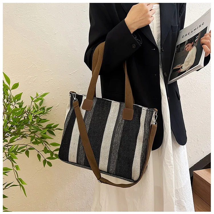 New style Big bag, women's new striped canvas bag, commuting tote bag, trendy single shoulder crossbody bag, versatile mommy bag