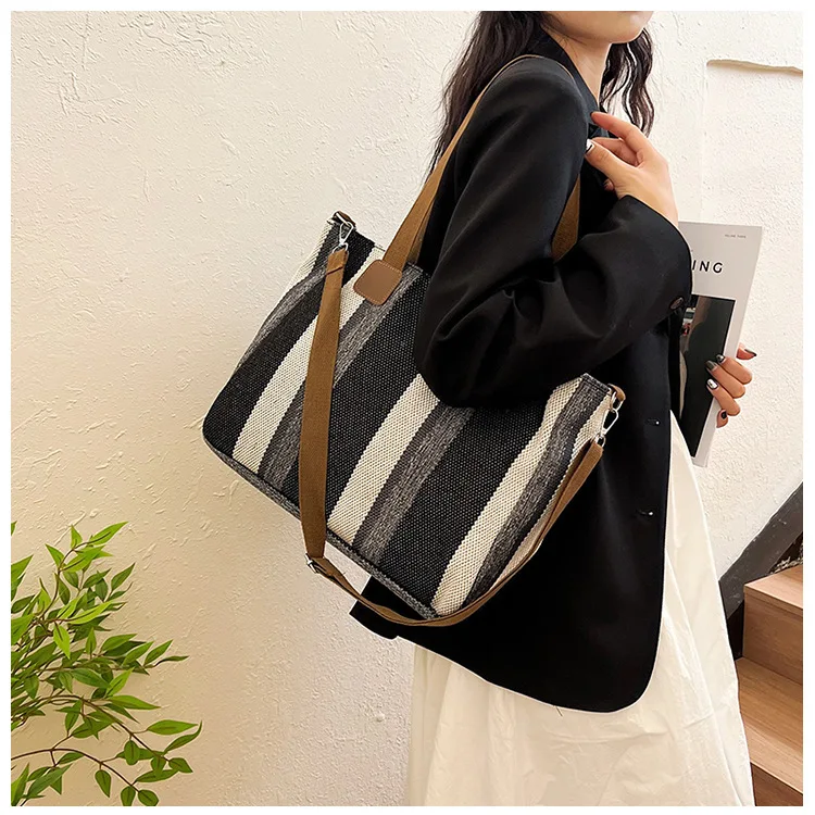 New style Big bag, women's new striped canvas bag, commuting tote bag, trendy single shoulder crossbody bag, versatile mommy bag