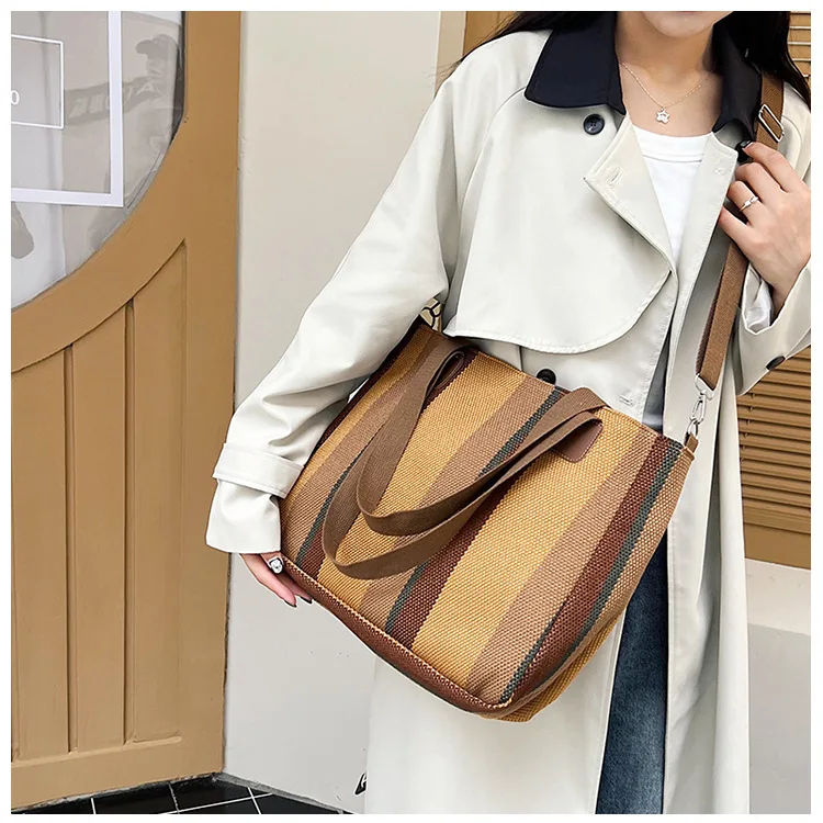 New style Big bag, women's new striped canvas bag, commuting tote bag, trendy single shoulder crossbody bag, versatile mommy bag