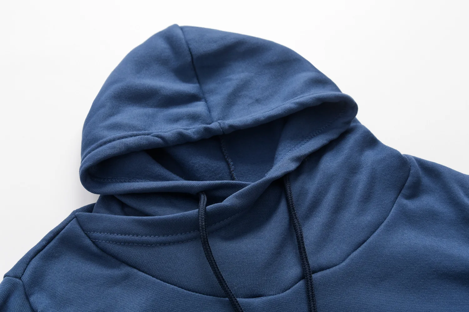 Long Sleeve Embroidered Hoodie with Pocket Fashion Trend Autumn Clothing for Casual Wear